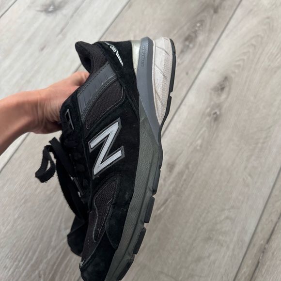 New Balance Black 990v5 made in USA - Picture 2 of 5